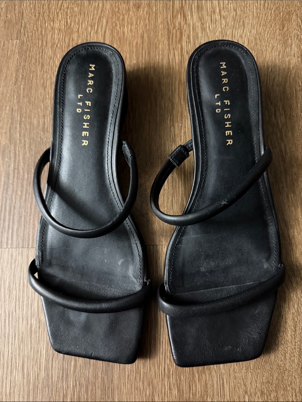 Marc Fisher Black Square-Toe Minimal Double-Strap Slides 8.5